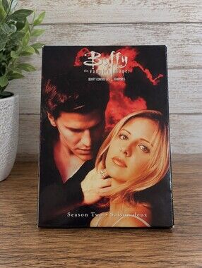Buffy the Vampire Slayer season 2 box set
